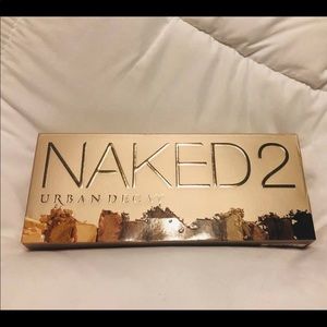 Urban Decay Naked 2 eye shadow palette